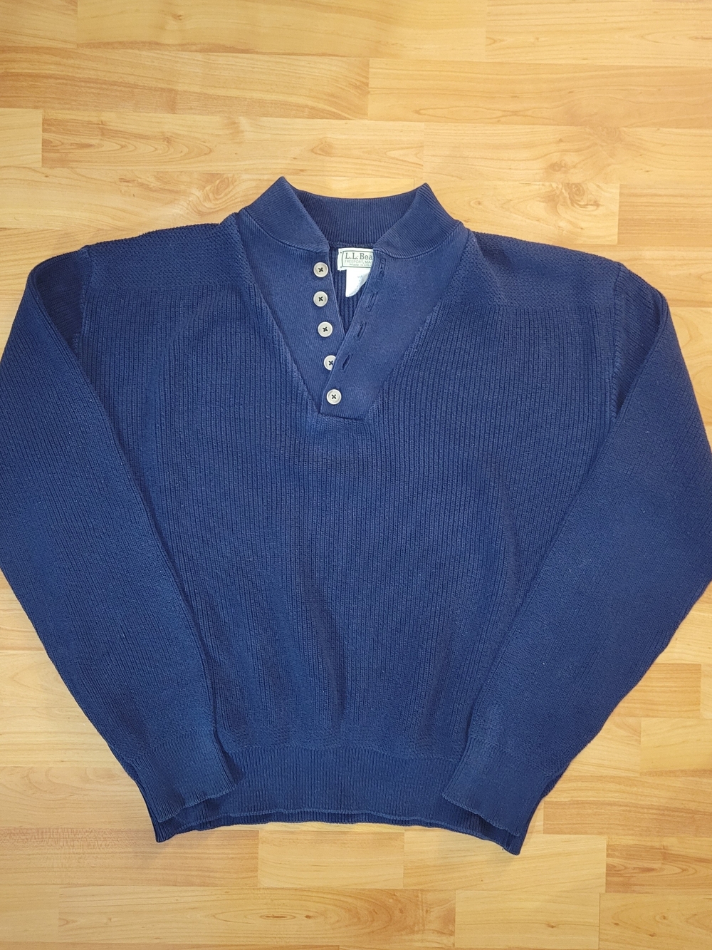 Vintage LL Bean Men's LARGE Navy V‑Neck Buttoned Knit Sweatshirt Made In USA